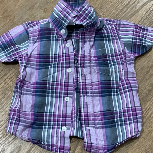 Gymboree®️ Striped/Plaid Button-Down Shirts - Picture 6 of 9